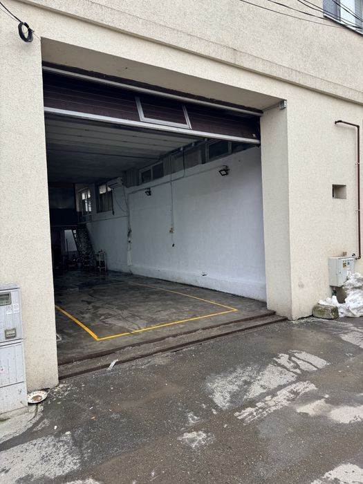 Inchiriere service auto