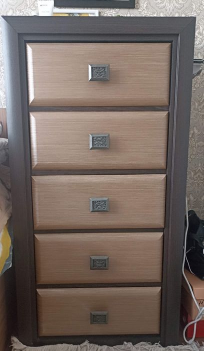 Продам комод. б/у