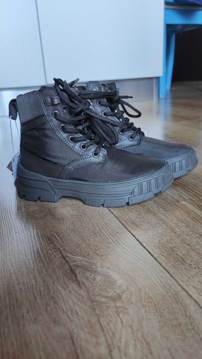 Боти ботуши обувки  Zara 30