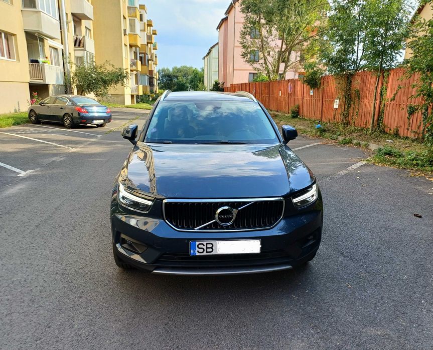VOLVO XC40 2021 — imagine 3