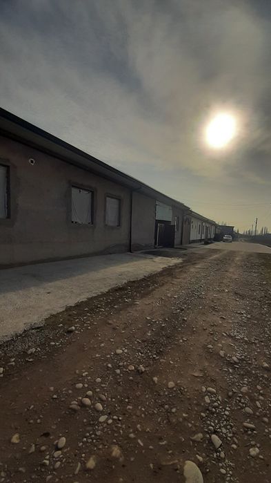 Уй сотилади 8 соток 4 хонали