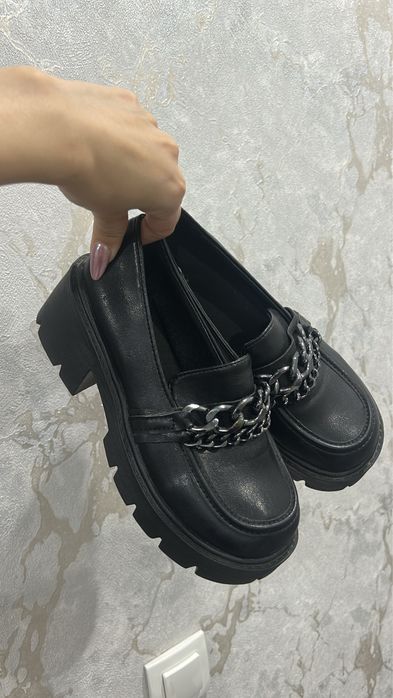 Стильные лоферы,38 размер