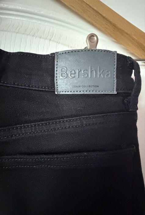 Дънки с ефект Bershka 34 размер