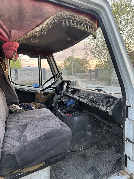 Грузавой Мерседес