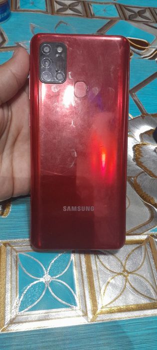 Samsung a 21S sotiladi