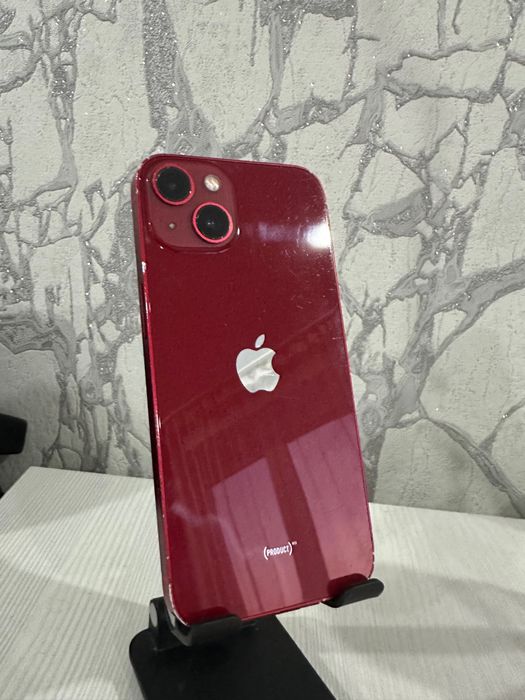 Iphone 13 красный