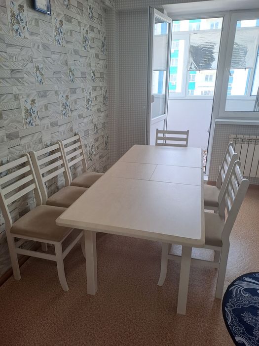 Продам стол со стульями