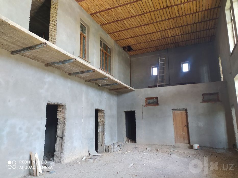 Шикарный дом в центре Кибрая