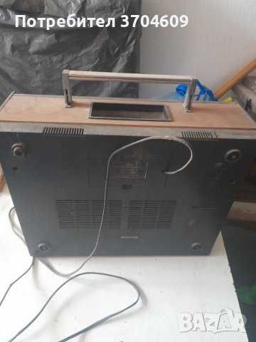 Стар магнетофон с 2405 с