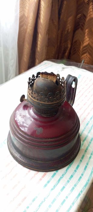 Лампа керосиновая