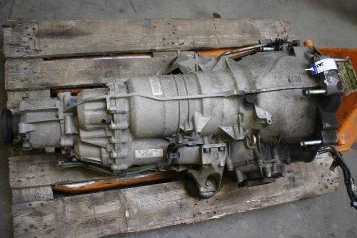 Автоматична скоростна кутия Audi A4 b7 3.0tdi quattro 233ks код JAX