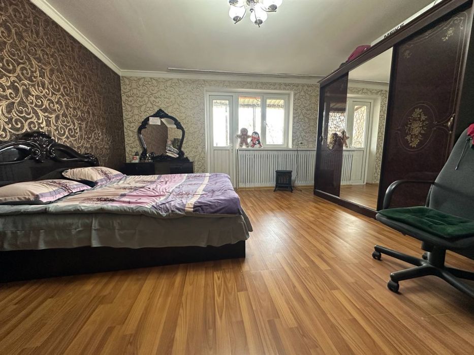 Яккасарайский Район 3- ком  Площадь: 84м² +2 гараж