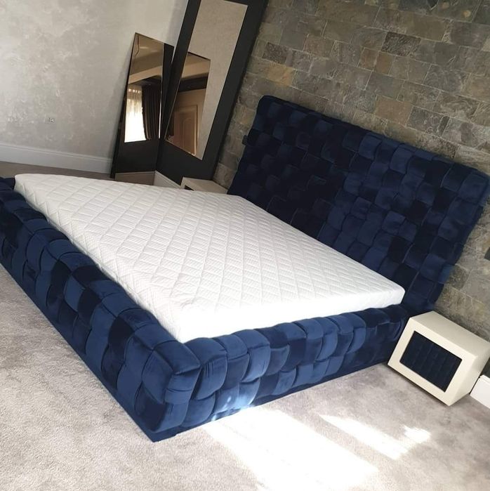 Pat dormitor tapitat impletit manual