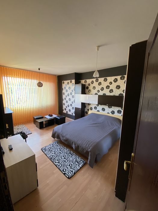 Дава се под наем Двустаен апартамент в Русе, Родина 1 - 56 кв.м за 229.5 € - Снимка #2