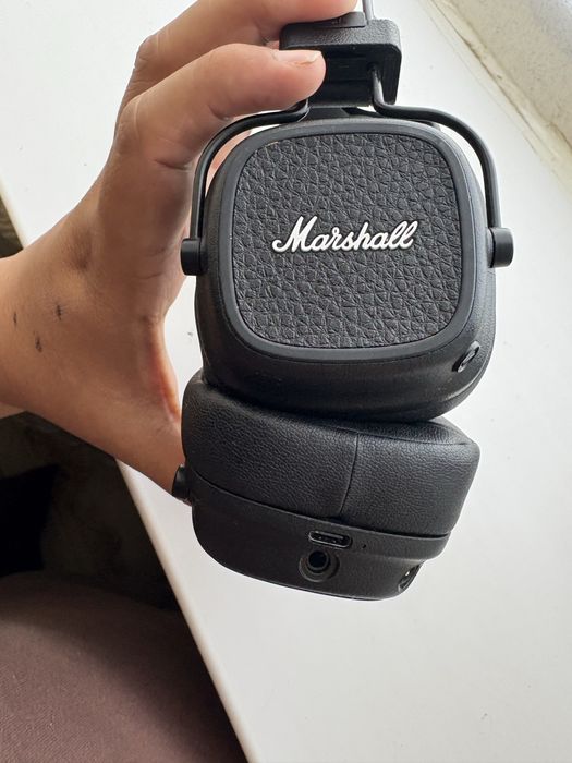 Продам наушник Marshall Major 5