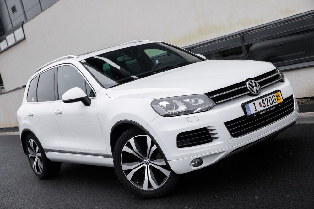 VW Touareg 2012 Diesel 3.0 Panoramic Piele