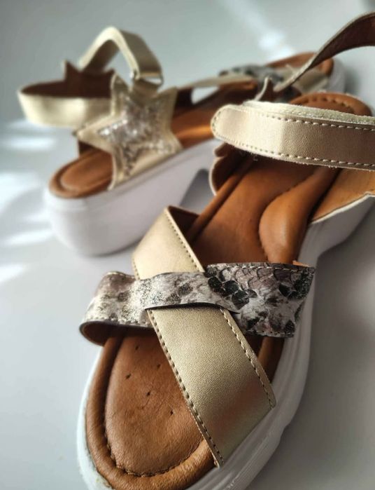 Детски сандали от естествена кожа