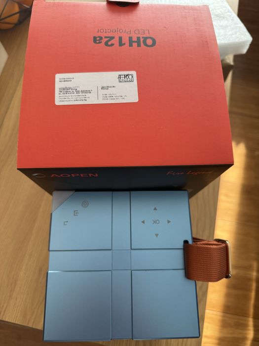 Проектор AOPENQH12a