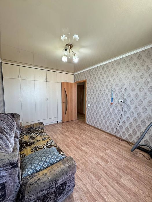 Продается 4 комнатная квартира