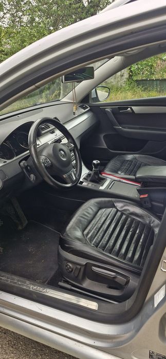 VOLKSWAGEN Passat 2012 — imagine 4