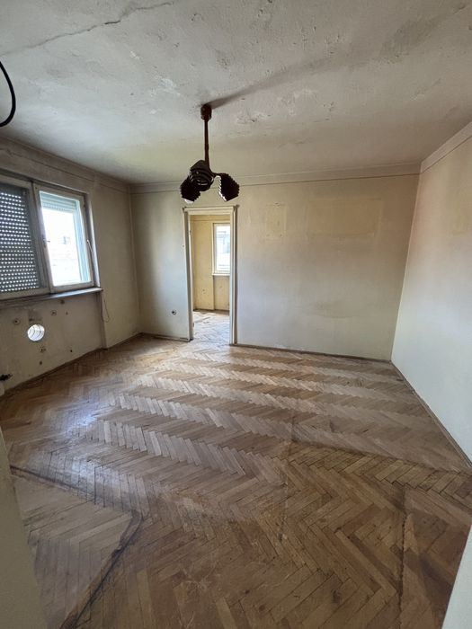 Apartament 3 camere – cartier Frumoasa