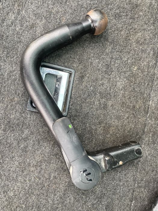 Теглич Peugeot 408/308 Astra ST 2022-