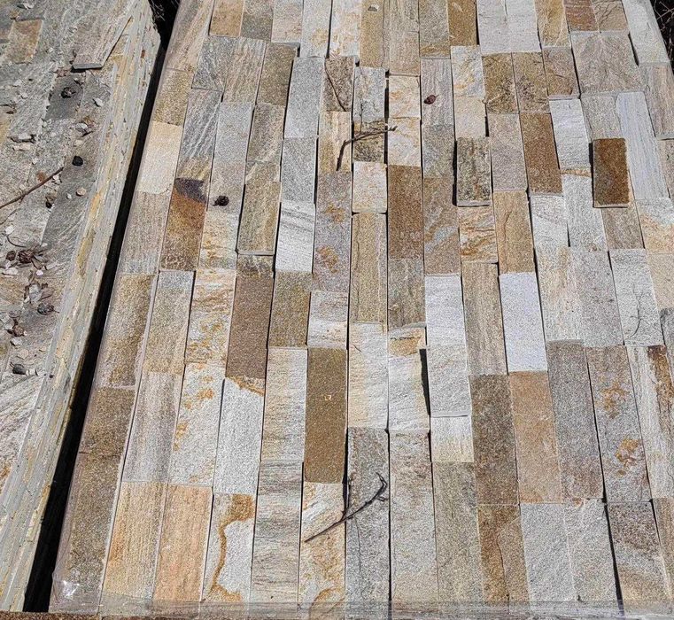 Тикли ,обработен камък уникална изработка!