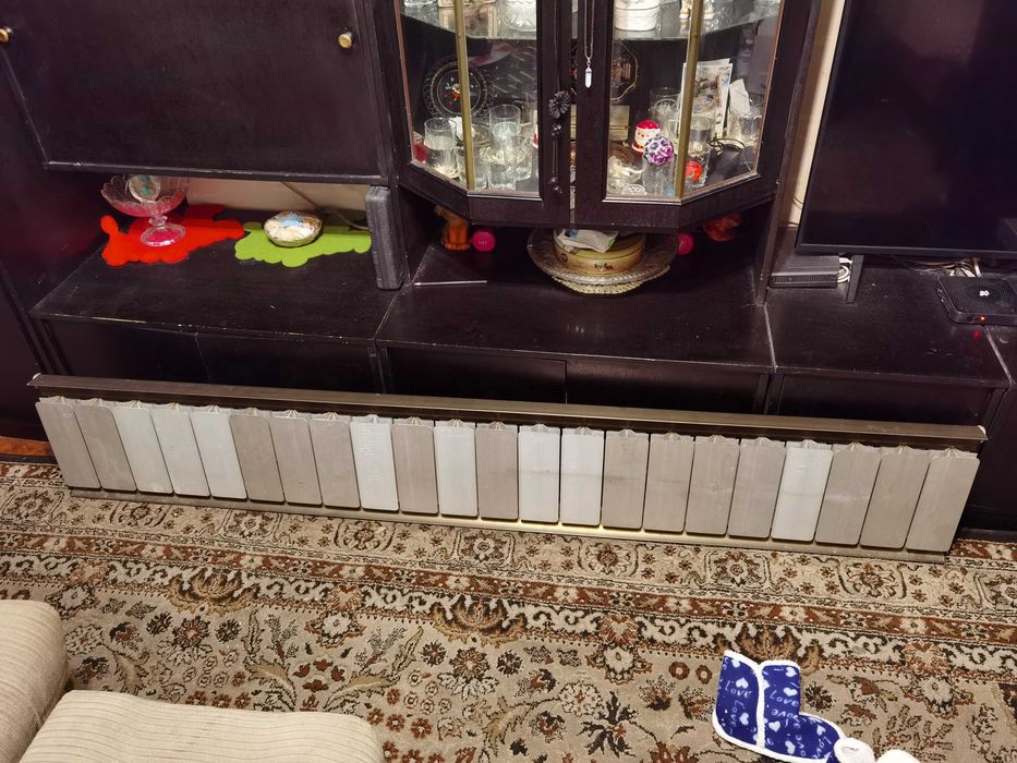 Алуминиев радиатор с 22 лидера. Никога не е бил монтиран!