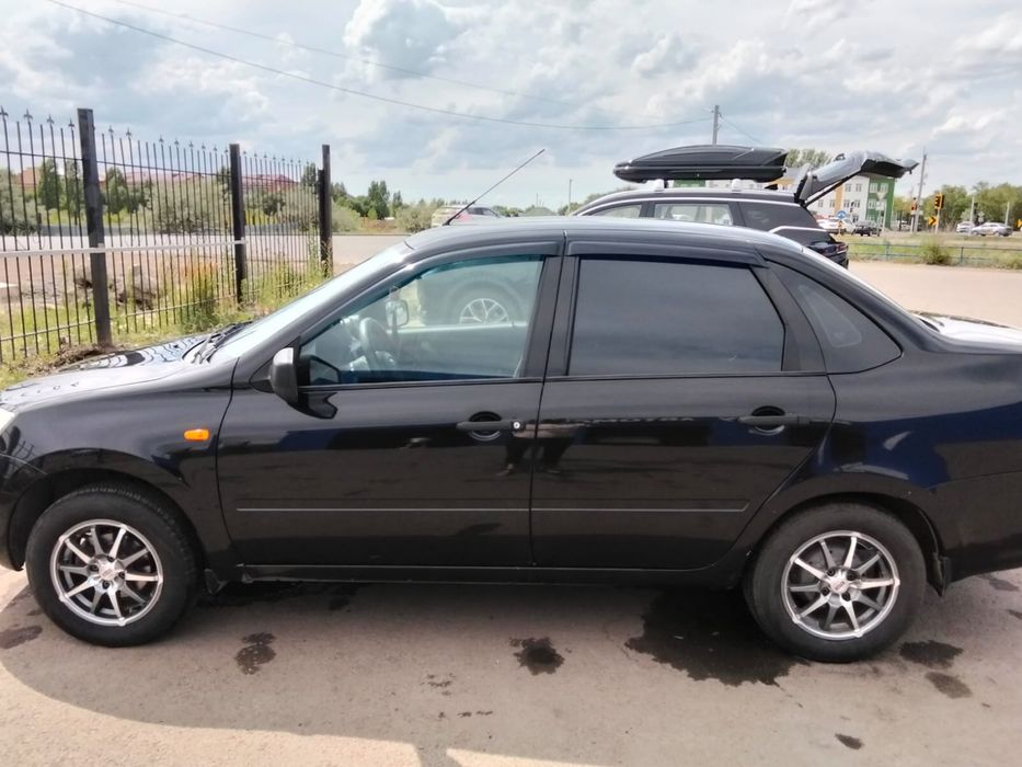 Продам машину Lada Granta