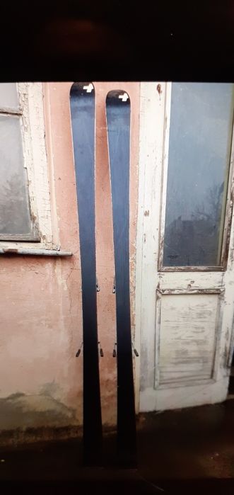 Ски от Германия.