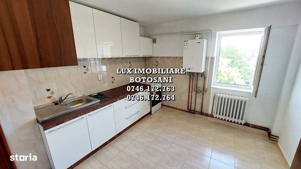 Apartament 3 camere, zona Clinicii Lux-Ro