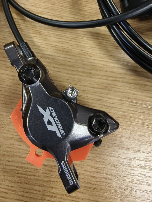 Комплект спирачки Shimanо XT лостове BL-M8100,калипери BR-M8100/8110