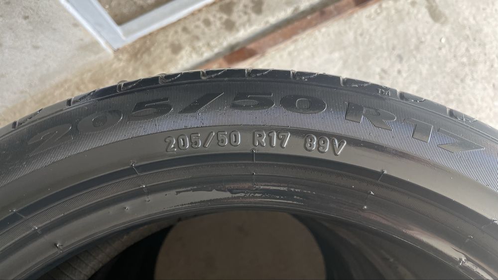 205/50/17 летняя резина комплект