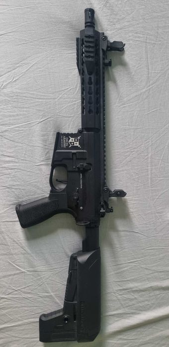 Начална екипировка и автомат за airsoft