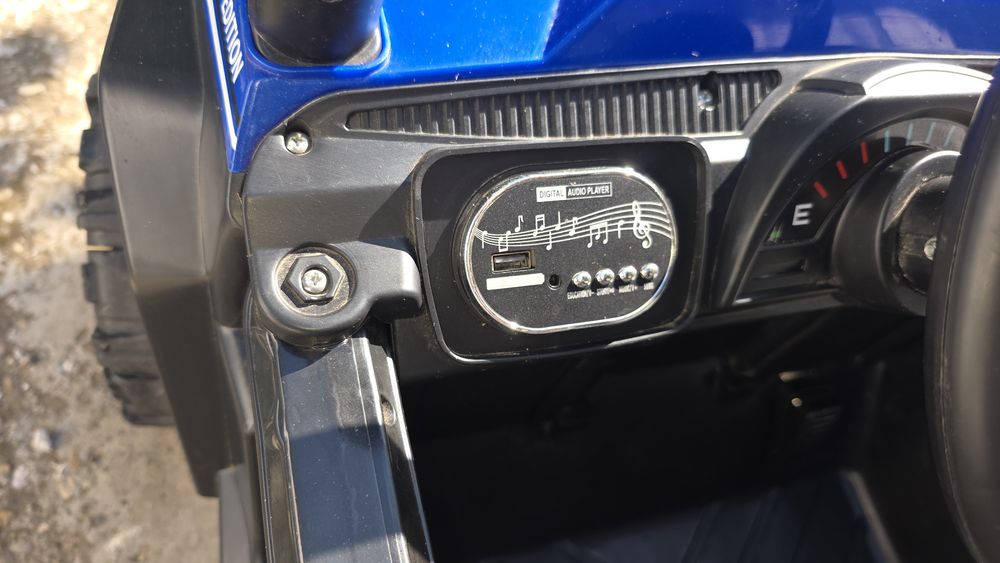 Masina Electrica pentru copii, model Teren Off Road, 12V