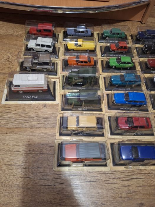 Machete 1:43 mașini de legendă