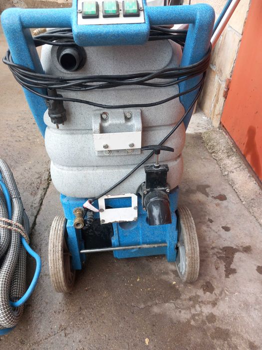 Професионална машина за пране