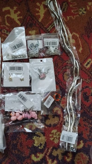 Продам бижутерию оптом