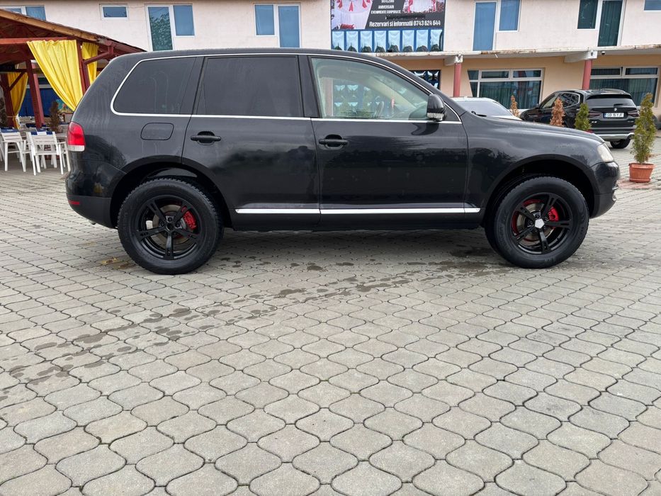 Volkswagen Touareg 2,5 manual pe arcuri sau schimb ofer diferenta