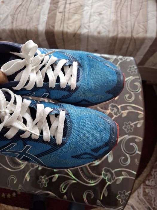 Оригинални маратонки asics