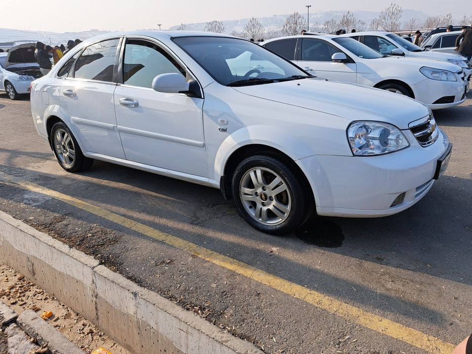 Шевролет ласетти