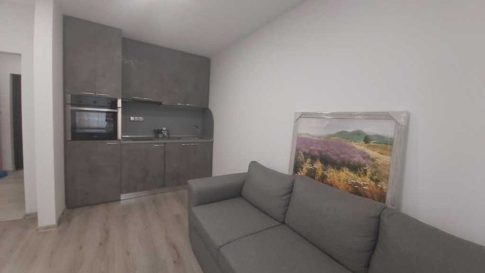 Дава се под наем Едностаен апартамент в Габрово, Център - 30 кв.м за 153 € - Снимка #3