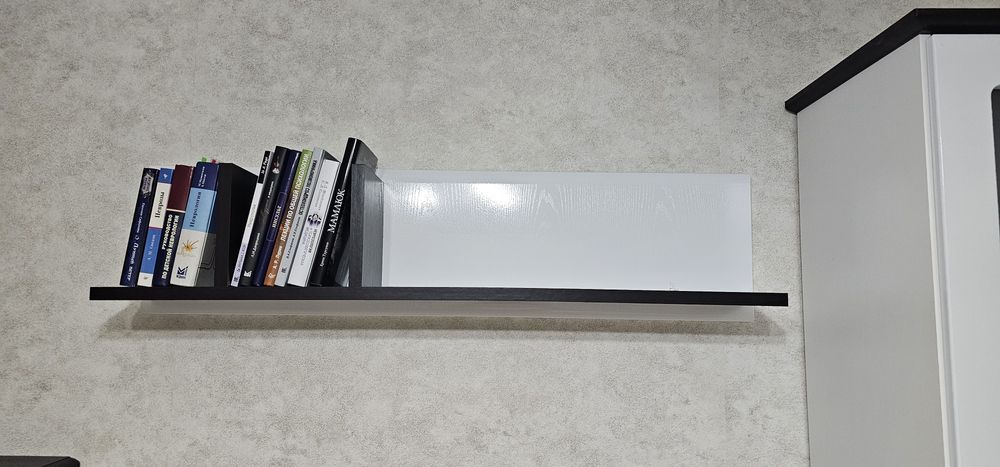 Продам стенку в гостиную