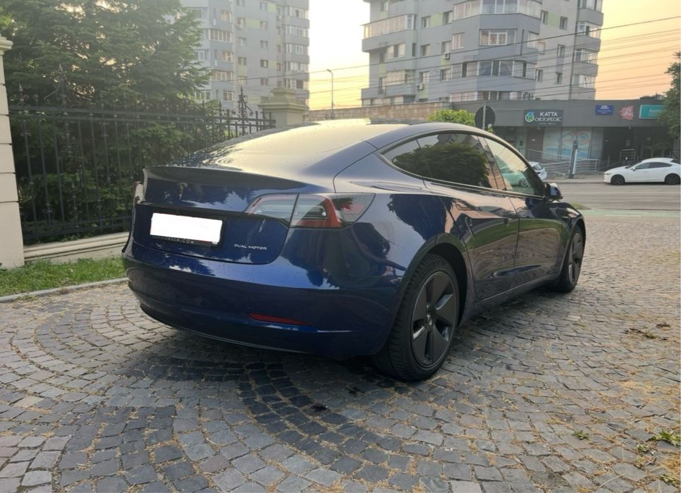 Tesla Model 3 Long Range Dual Motor 497 cp An 2022