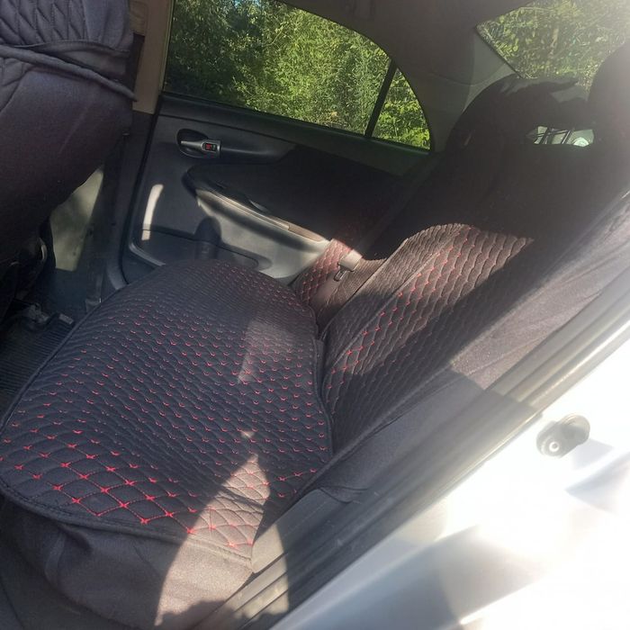 Продам машину 2012 года