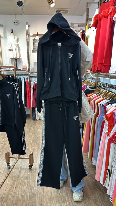 Спортивный костюм