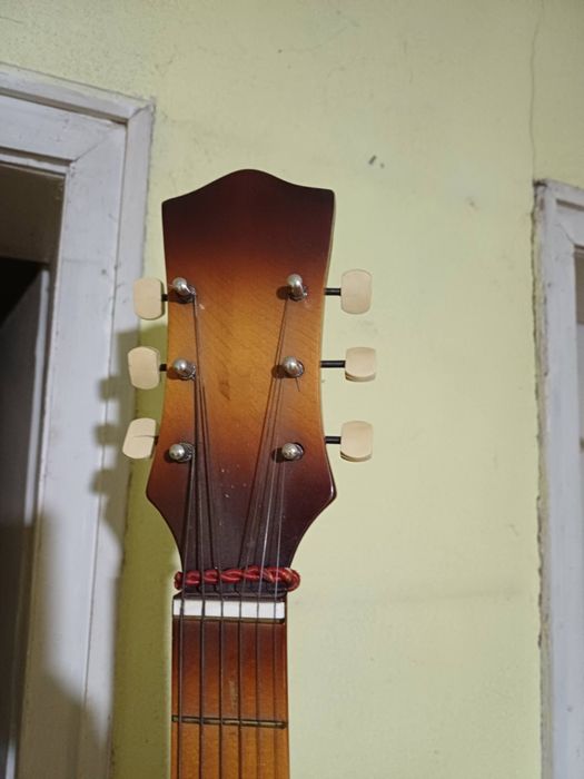 Акустична китара(неизползвана)