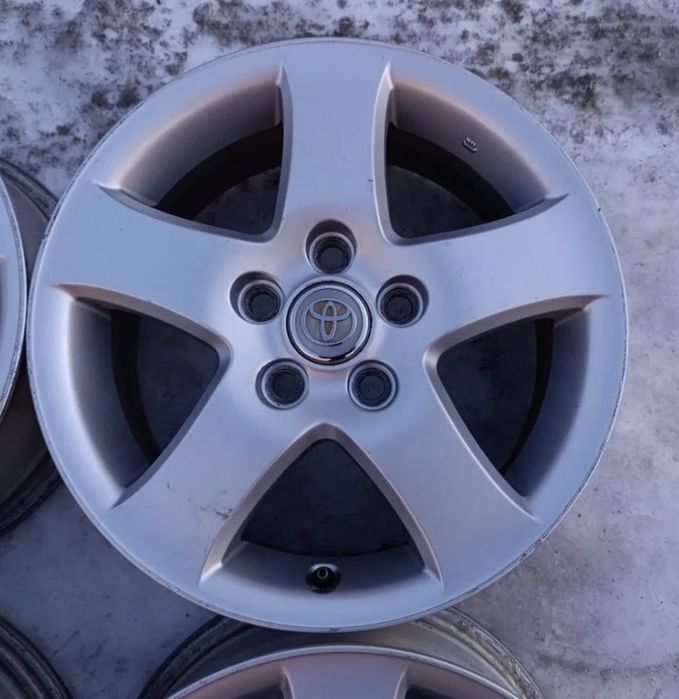 Продам диски от камри 35