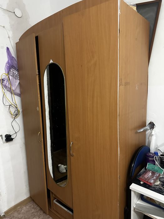 Шифонер в хорошом состоянием