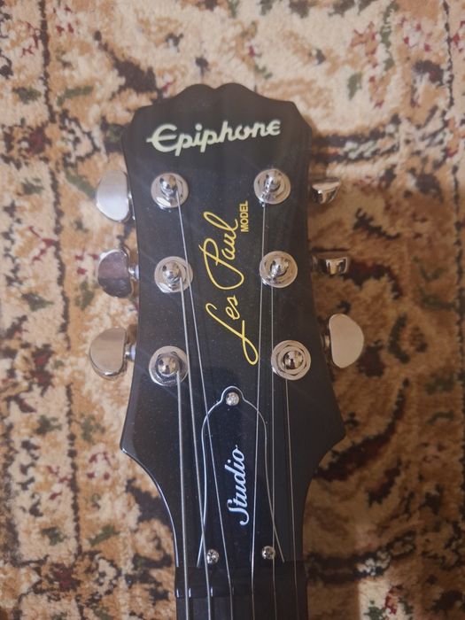 Электрогитара + комбоусилитель